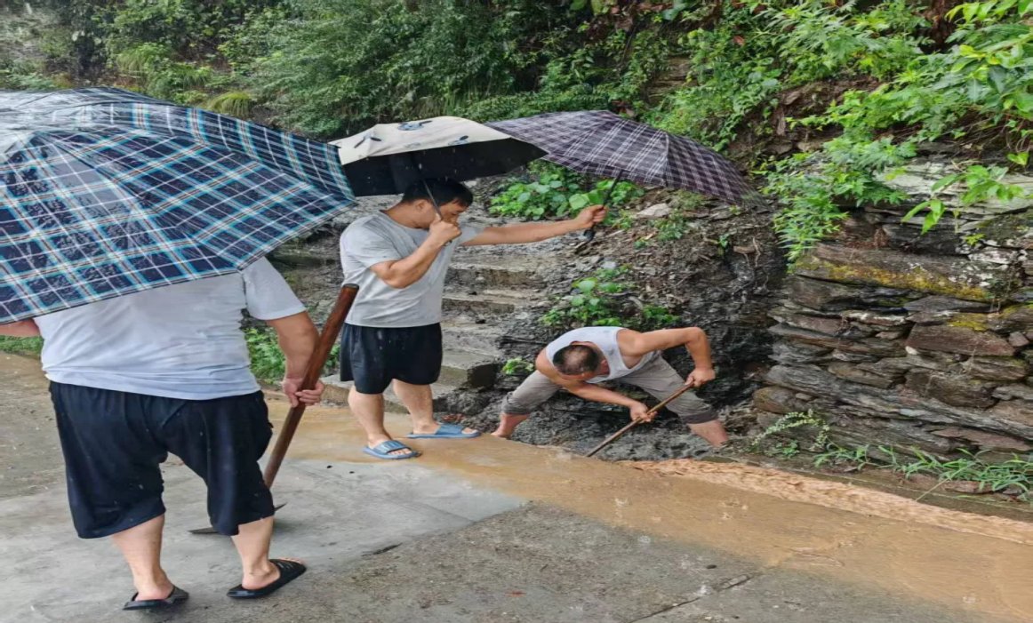 河道水位快速上涨